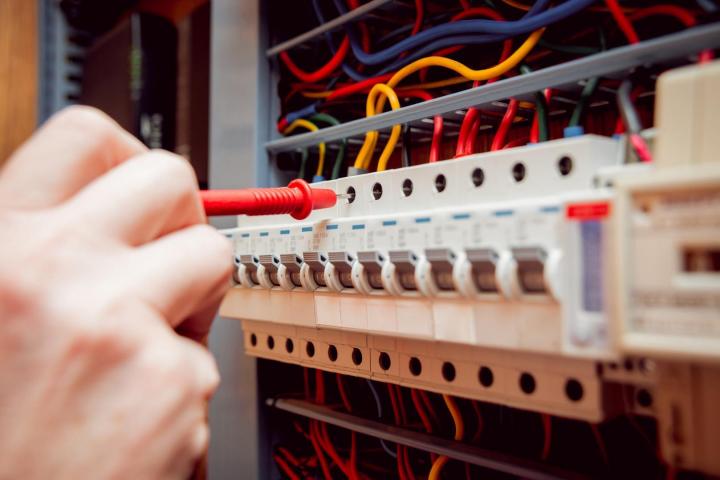 Nous prenons en main l’intégralité des travaux d’installation de tableau électrique. 